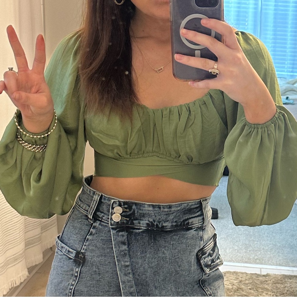 Windsor Olive Puff Sleeve Blouse